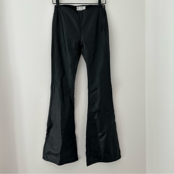 Free People Black Wide Flare Vegan Faux Leather Punk Gothic Pants Size 25 - Picture 3 of 8